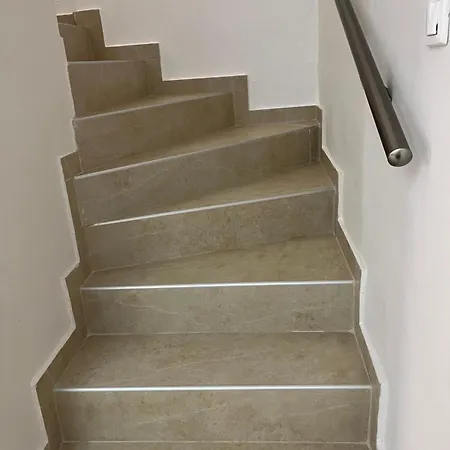 安德烈亚斯复式小屋和公寓 公寓 *